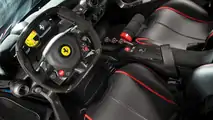 Ferrari LaFerrari all'asta da RM Sotheby's