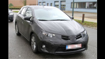 Corolla oder Auris?