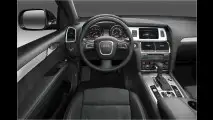 Audi Q7 mit weniger Tarnung erwischt