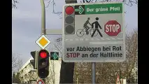 Grünpfeil-Schild: Heißt das ,Abbiegen auch bei roter Ampel erlaubt