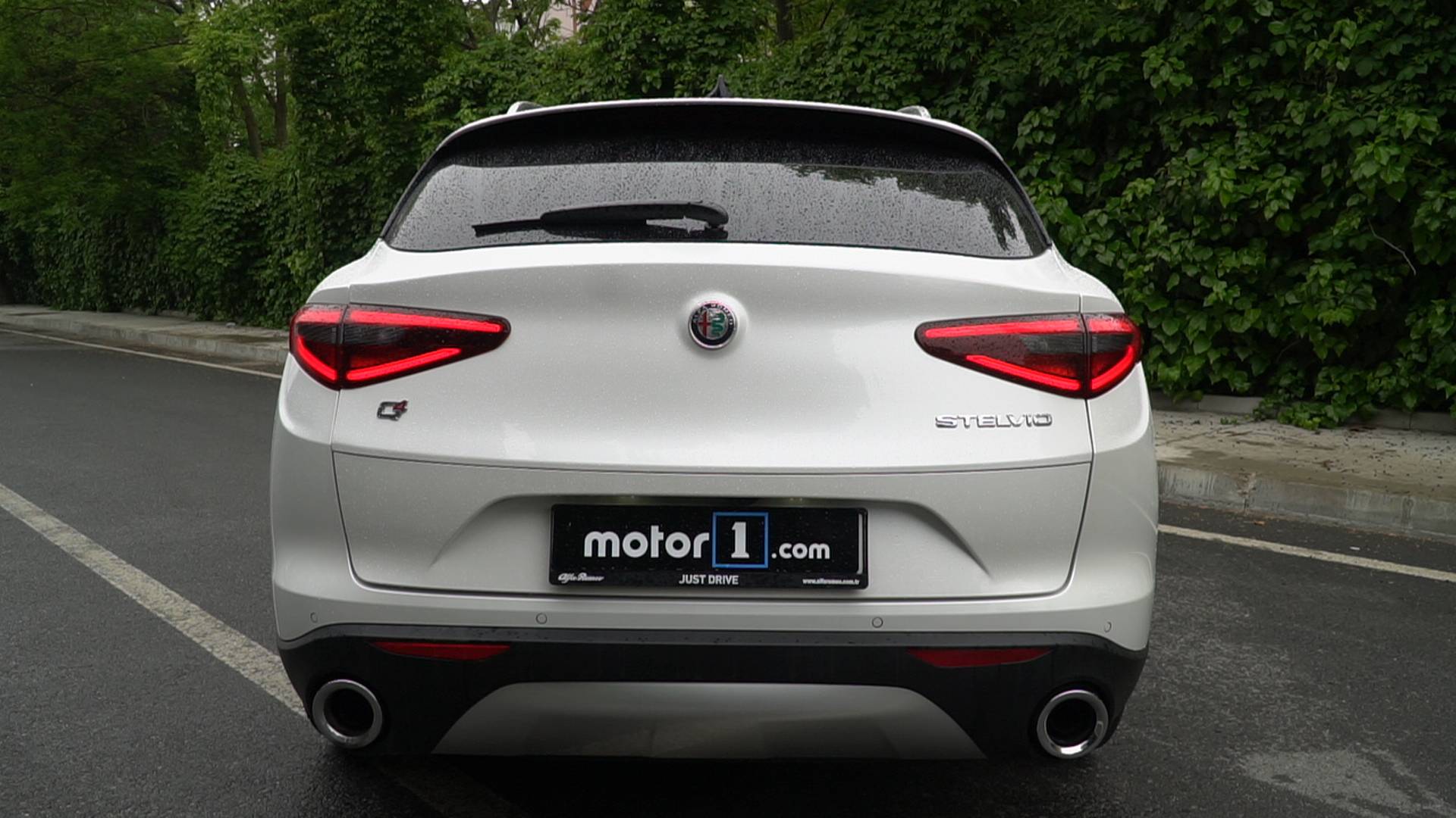 2018-alfa-romeo-stelvio-20-veloce-q4-neden-almali.jpg