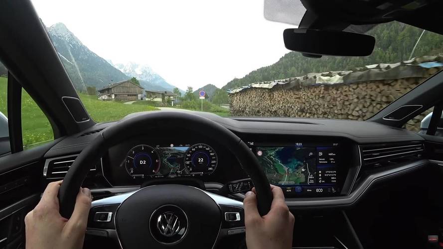 2019 VW Touareg POV