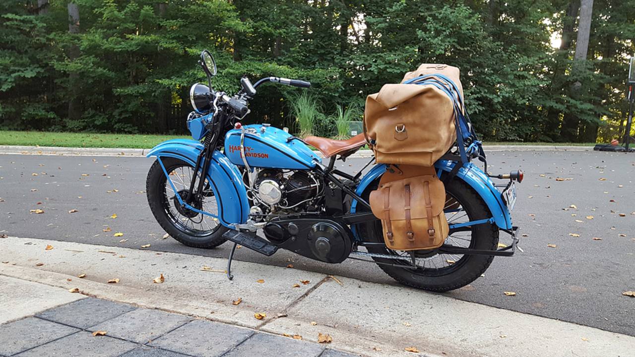 My '33 VL, loaded down with tools, extra oil and a few pairs of clothes.