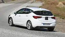 2019 Opel Astra facelift spy photo