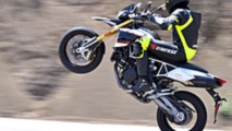 RideApart Review: Aprilia Dorsoduro 1200