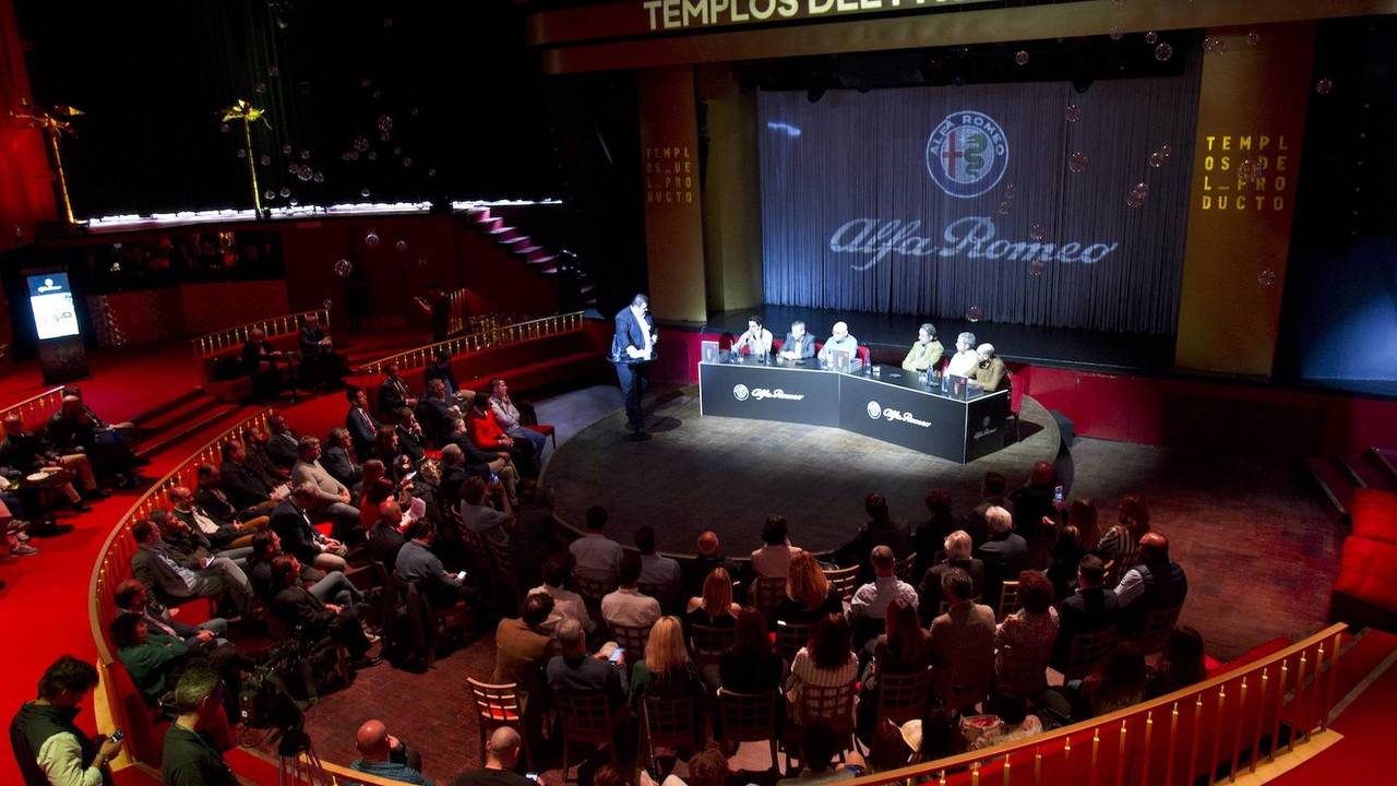Alfa Romeo y Los Templos del Producto