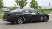 Next-gen Genesis G90 new spy photo (rear three-quarters)