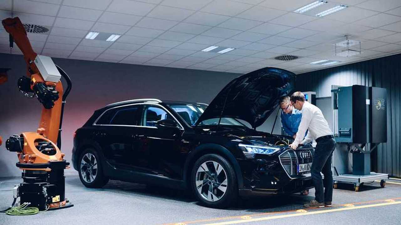 Hager Bidirektionales Laden Audi e-tron