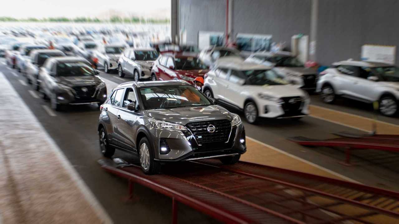 Nissan Kicks 2022 - Pátio, Cegonha e Lojas