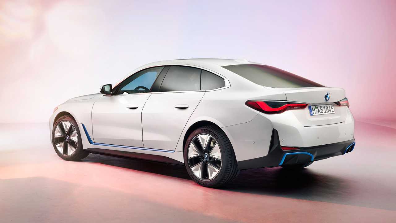 BMW i4