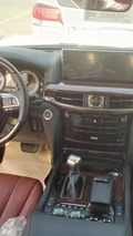 Lexus LX570 facelift spy photo