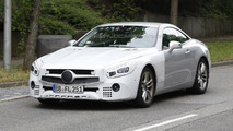 2016 Mercedes-Benz SL facelift spy photo