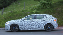 2016 Infiniti QX30 spy photo