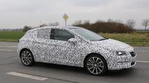 2016 Opel Astra spy photo