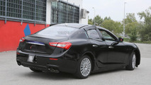 2016 Alfa Romeo Giulia test mule spy photo