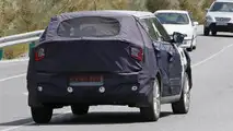 2015 Ssang Yong X100 SUV spy photo