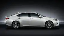 Makyajlı Lexus ES