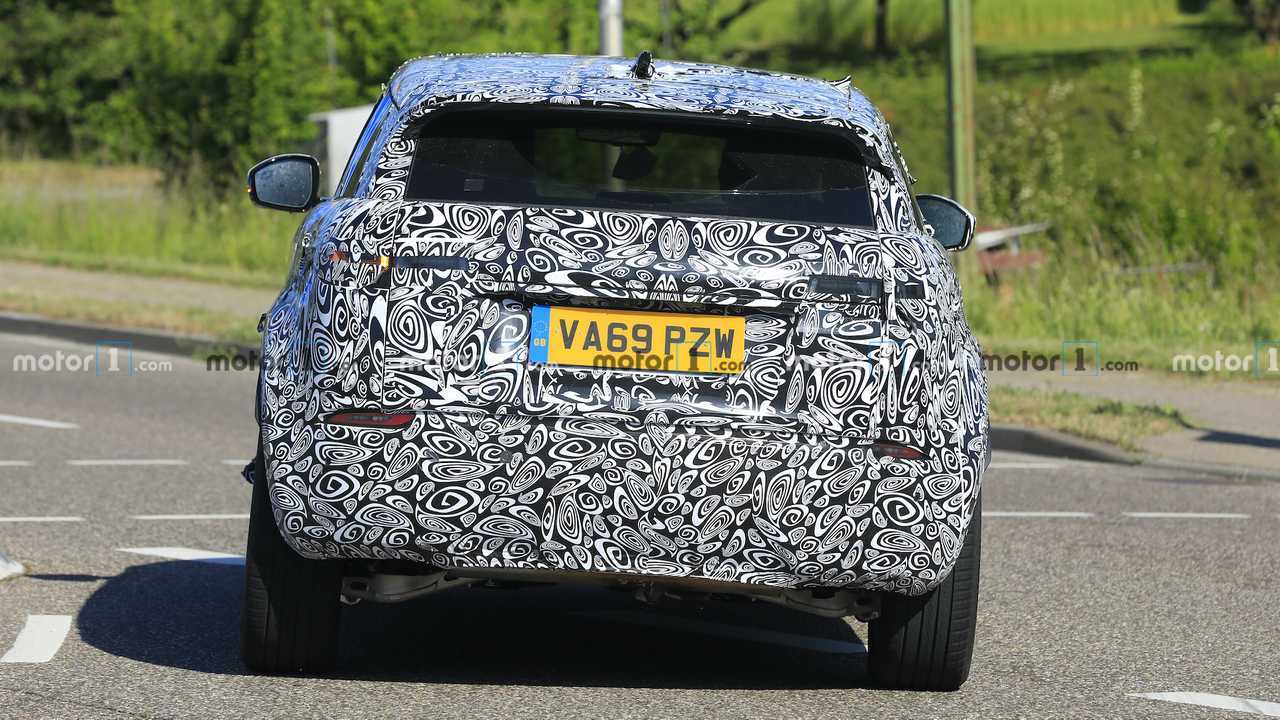 Tirs espion du Range Rover Evoque à sept places