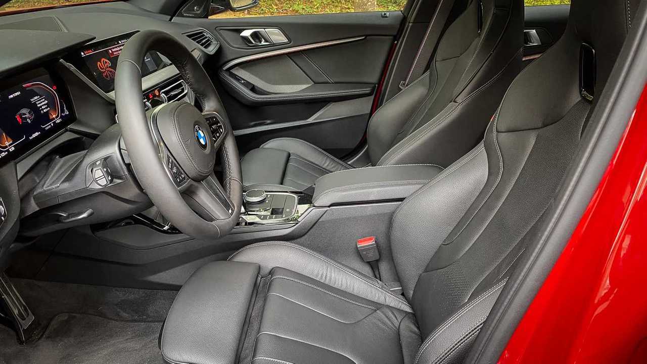 BMW M135i xDrive 2020 (Teste BR)