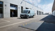Peugeot e-Boxer