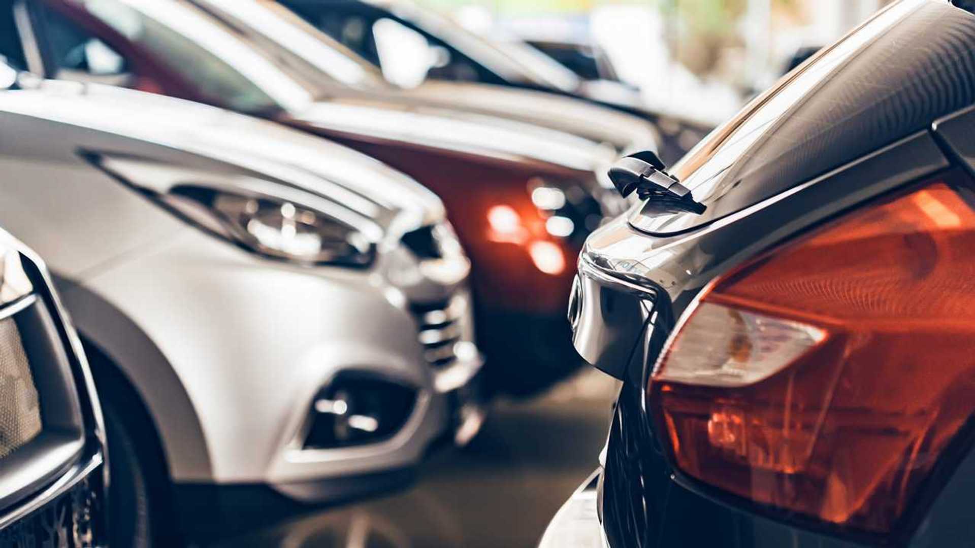 UK new car sales 'grow' in March, but remain below prepandemic levels