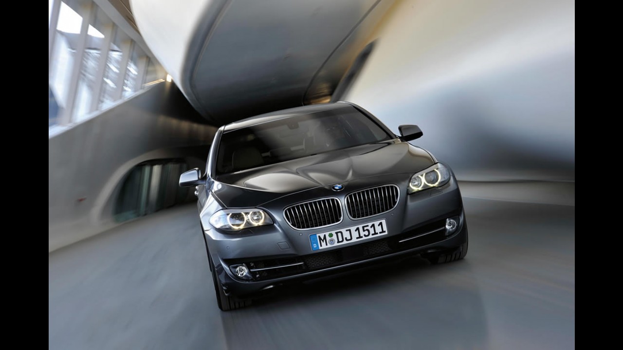 Novo BMW Série 5 é revelado oficialmente - Veja galeria de fotos em alta resolução