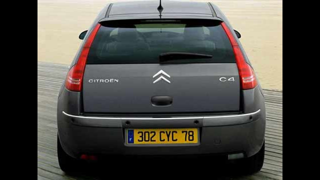 Conheça o Citröen C4 Hatch 4 portas que chega ao Brasil em 2008