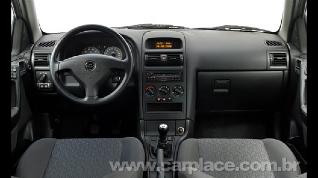 Chevrolet Astra Advantage Plus passa a ser versão de série na linha 2009