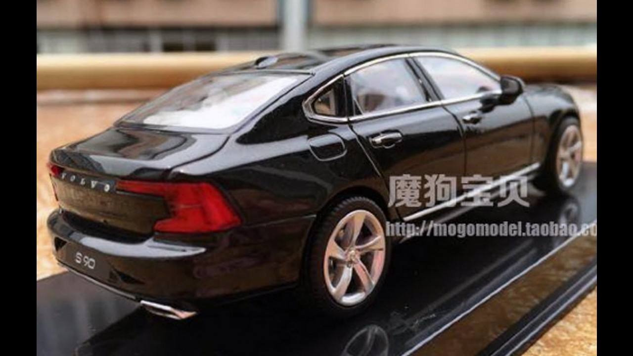 Substituto do S80, Volvo S90 pode ter sido revelado por modelo em escala