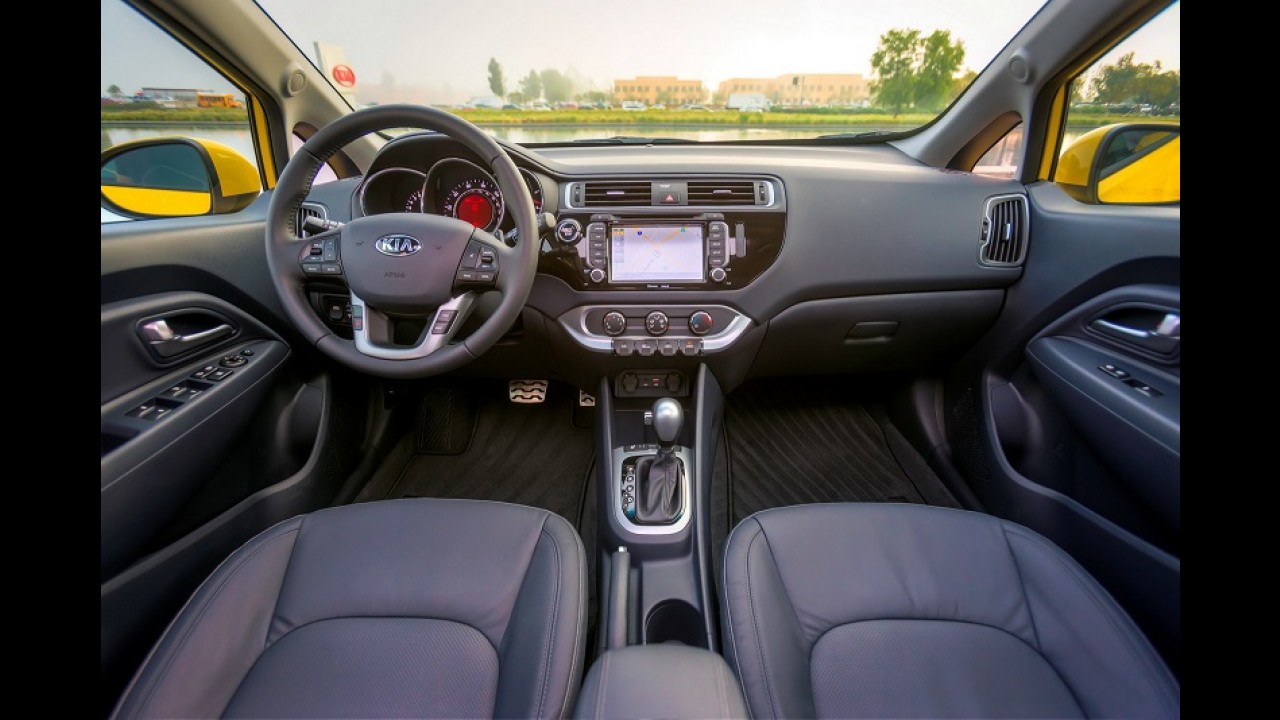 Salão de Chicago: Kia Rio aparece em versão reestilizada