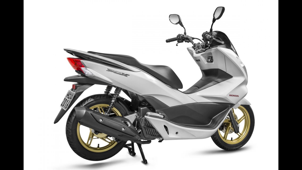Honda PCX 2016 renova estilo e fica mais equipado - veja fotos
