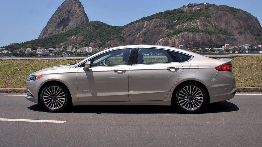 Ford Fusion Hybrid 2017