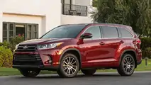 15. Toyota Highlander: 244,511 units