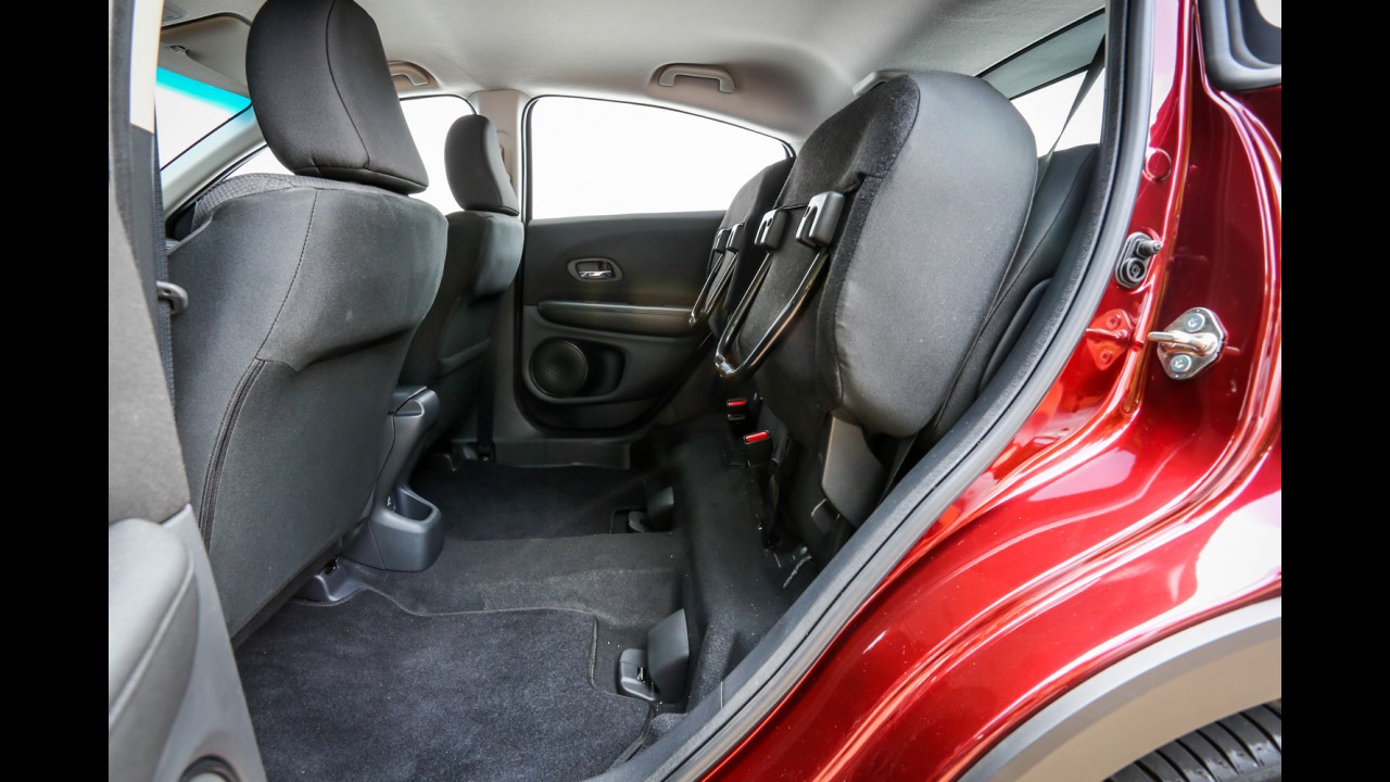 Teste CARPLACE: Honda HR-V encara EcoSport, Tracker e Duster renovado