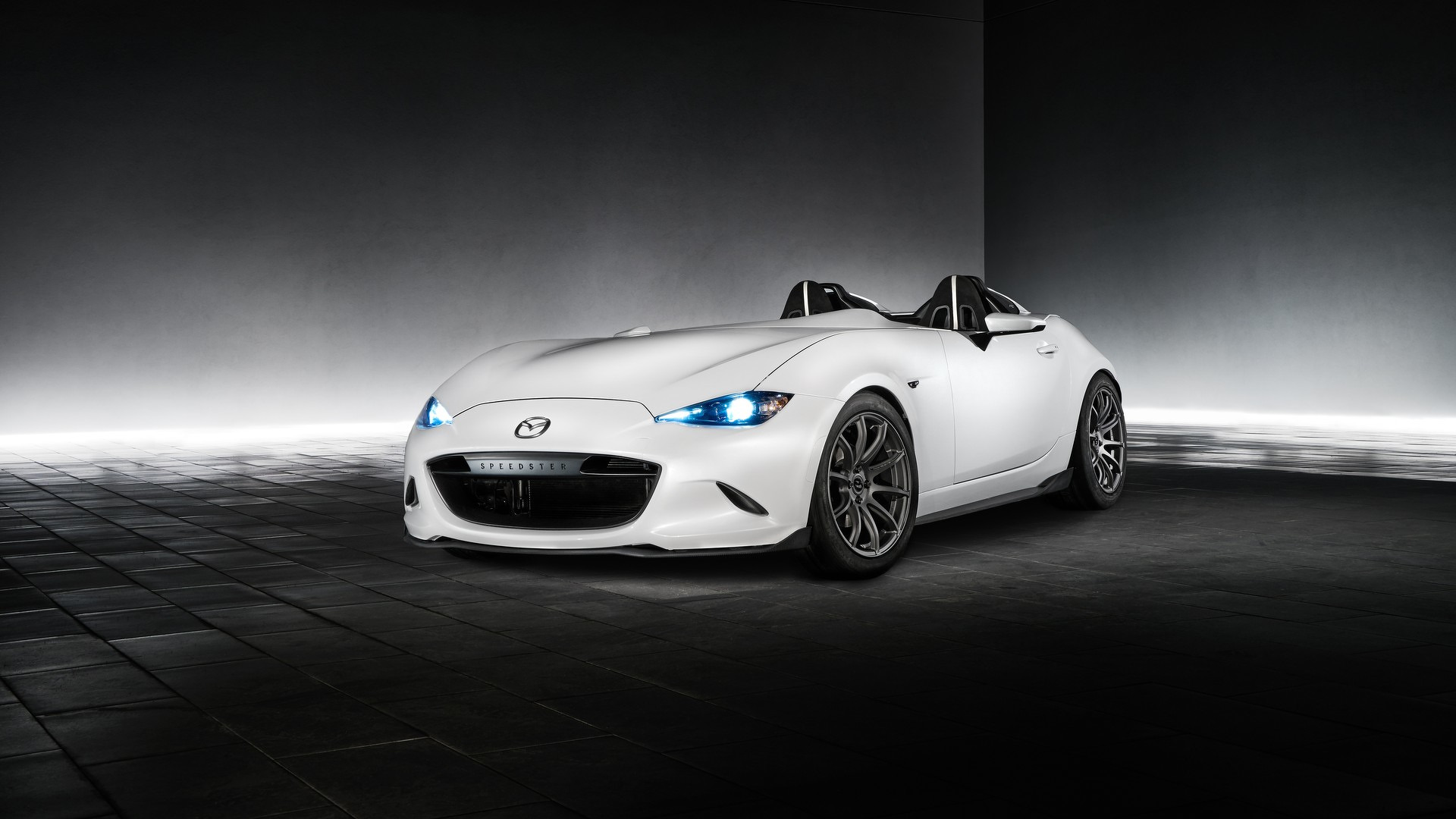 Mazda: bir sergi ve açıklama Mazda: bir sergi ve açıklama