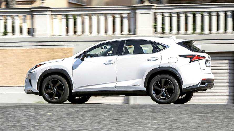 Lexus NX 300h, la prova