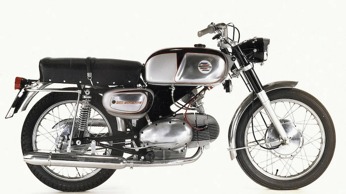 benelli 4 cylinder bikes