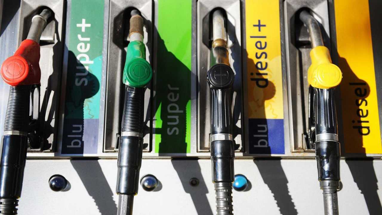 Taglio accise carburanti