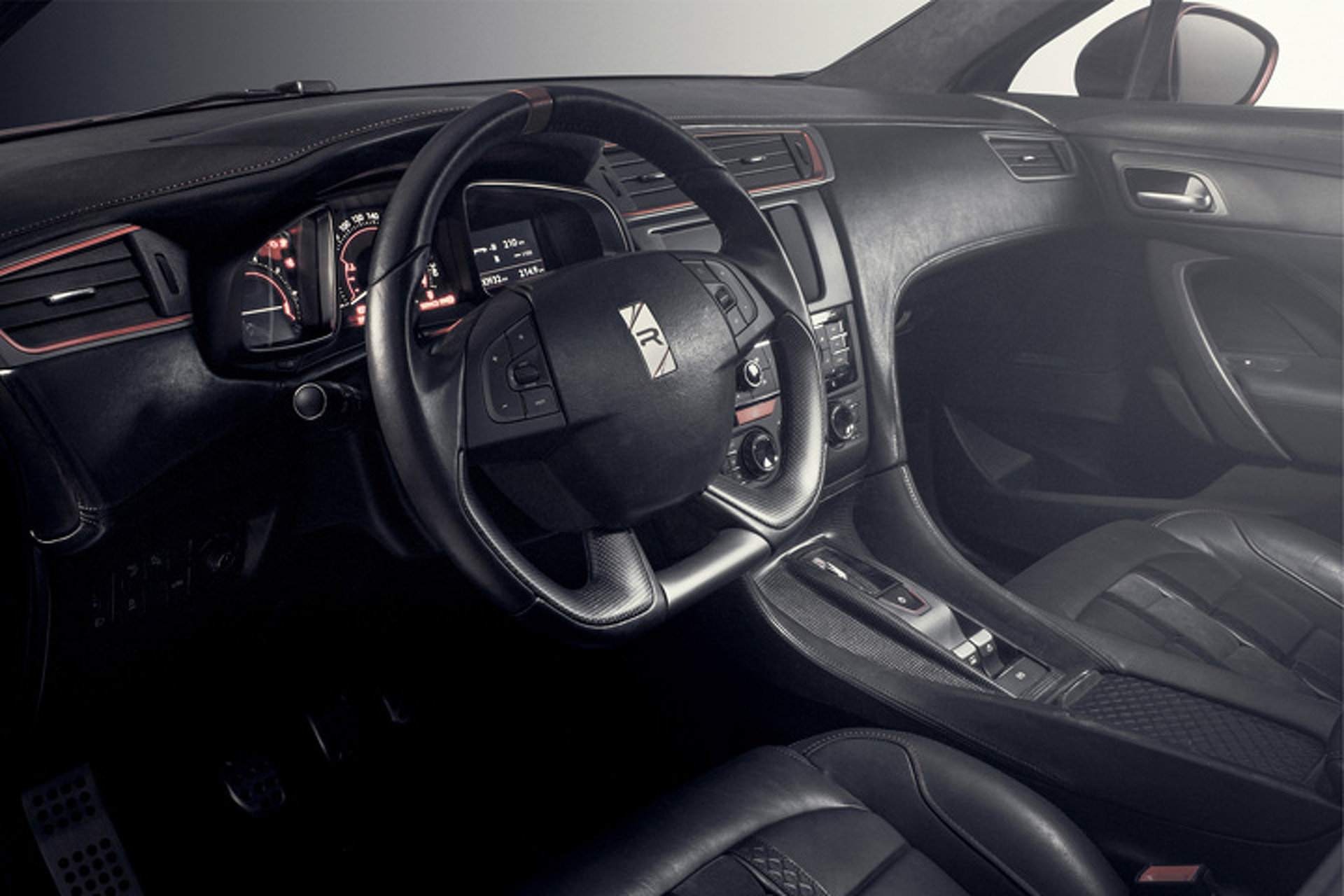 Citroen DS 5LS R Concept is a Chinese Heavy Hitter
