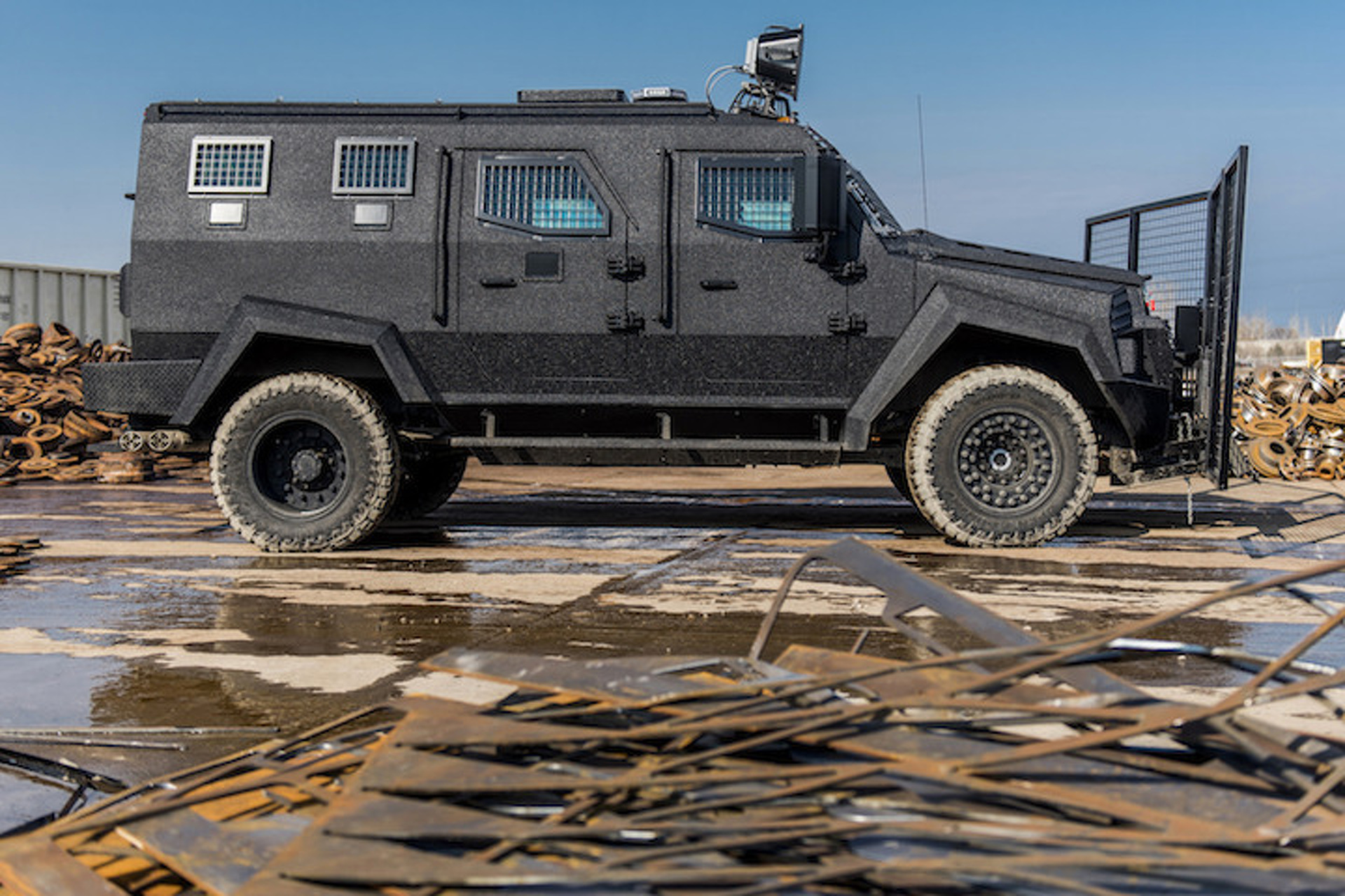 New Inkas Sentry APC Puts All Other Armored SUVs to Shame