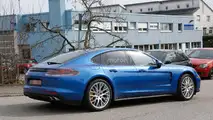 2017 Porsche Panamera spy photo