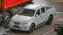 Mercedes GLT spy photo