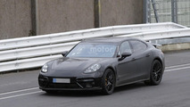 2017 Porsche Panamera spy photo