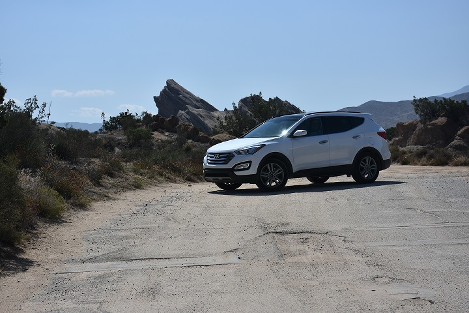 The Duality of a Full-Size Front-Wheel Drive SUV