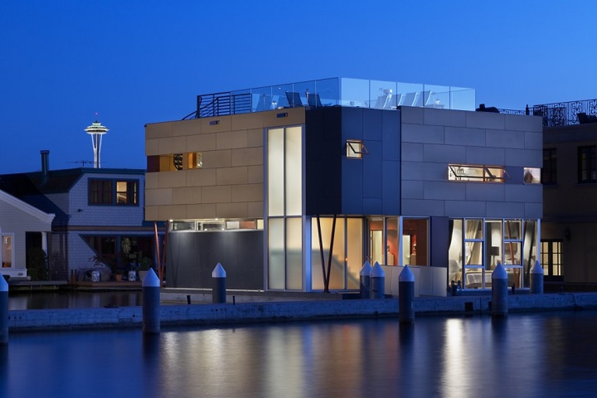 5 Amazing Houseboats to Make You Rethink Nautical Life