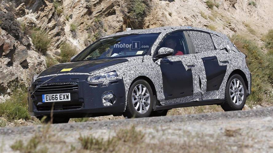 Ford Focus spy photo