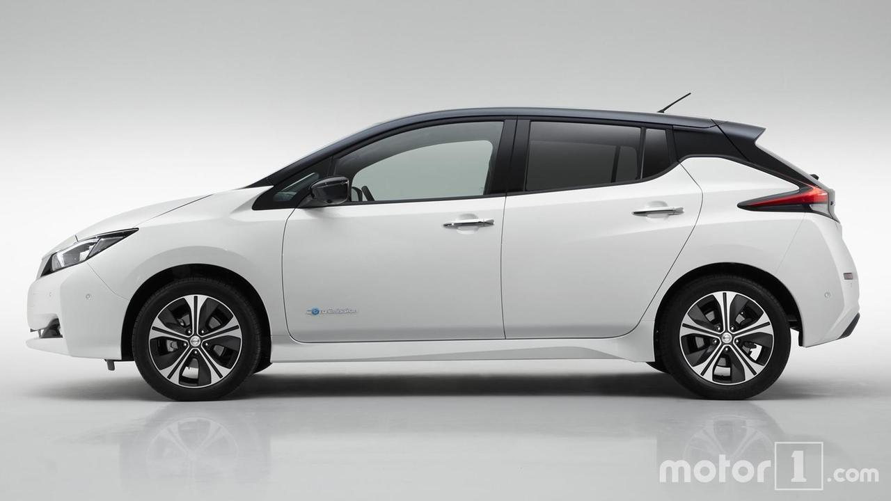 Nissan Leaf vs Nissan Leaf Nismo Concept