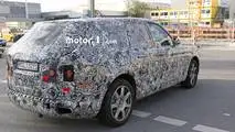 Rolls-Royce Cullinan spy photos inside and out