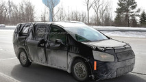 2016 / 2017 Chrysler Town & Country spy photo