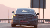 2016 Renault Laguna spy photo